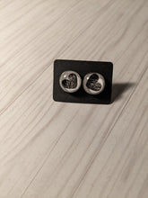 Load image into Gallery viewer, Heart Stud Earrings
