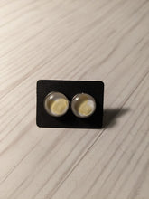 Load image into Gallery viewer, Heart Stud Earrings
