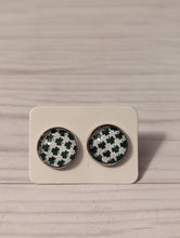 Load image into Gallery viewer, St Patrick’s Day Earrings
